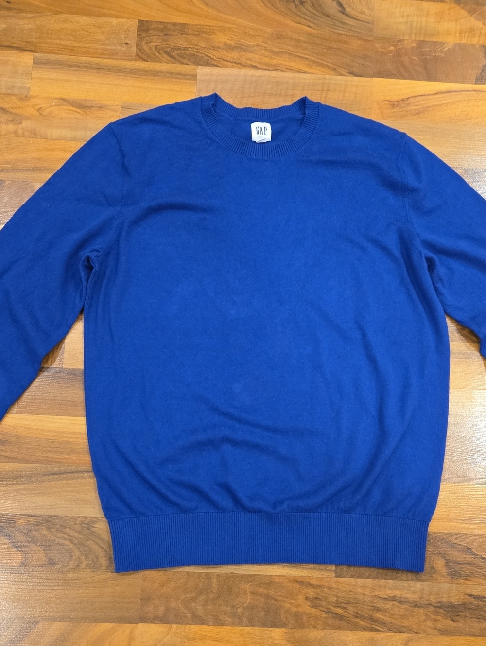 GAP Men's Cobalt Blue Crewneck Sweater